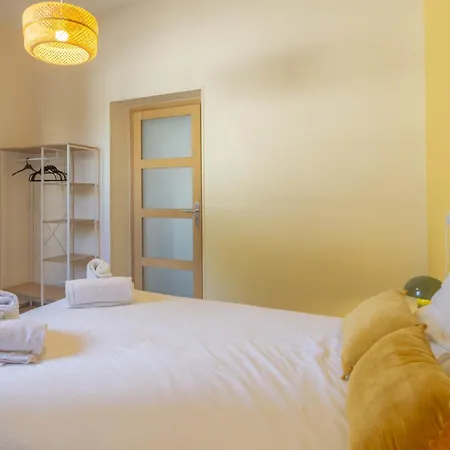 La Bastide - 8 Personnes - Maison Avec Jardin