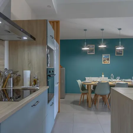 La Bastide - 8 Personnes - Maison Avec Jardin * Lescar