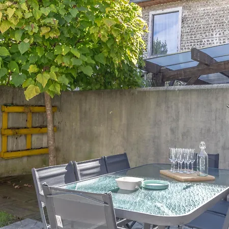 La Bastide - 8 Personnes - Maison Avec Jardin Willa