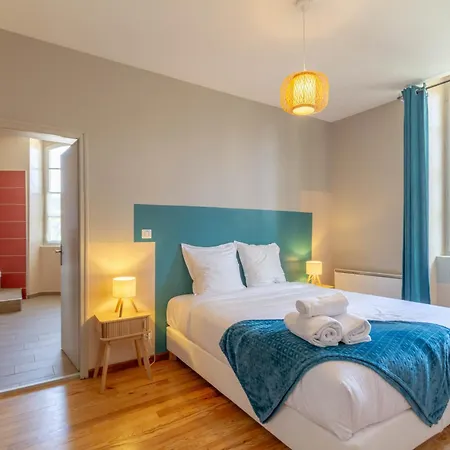La Bastide - 8 Personnes - Maison Avec Jardin Willa
