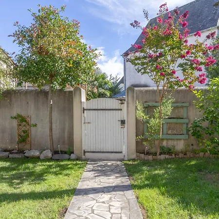 La Bastide - 8 Personnes - Maison Avec Jardin